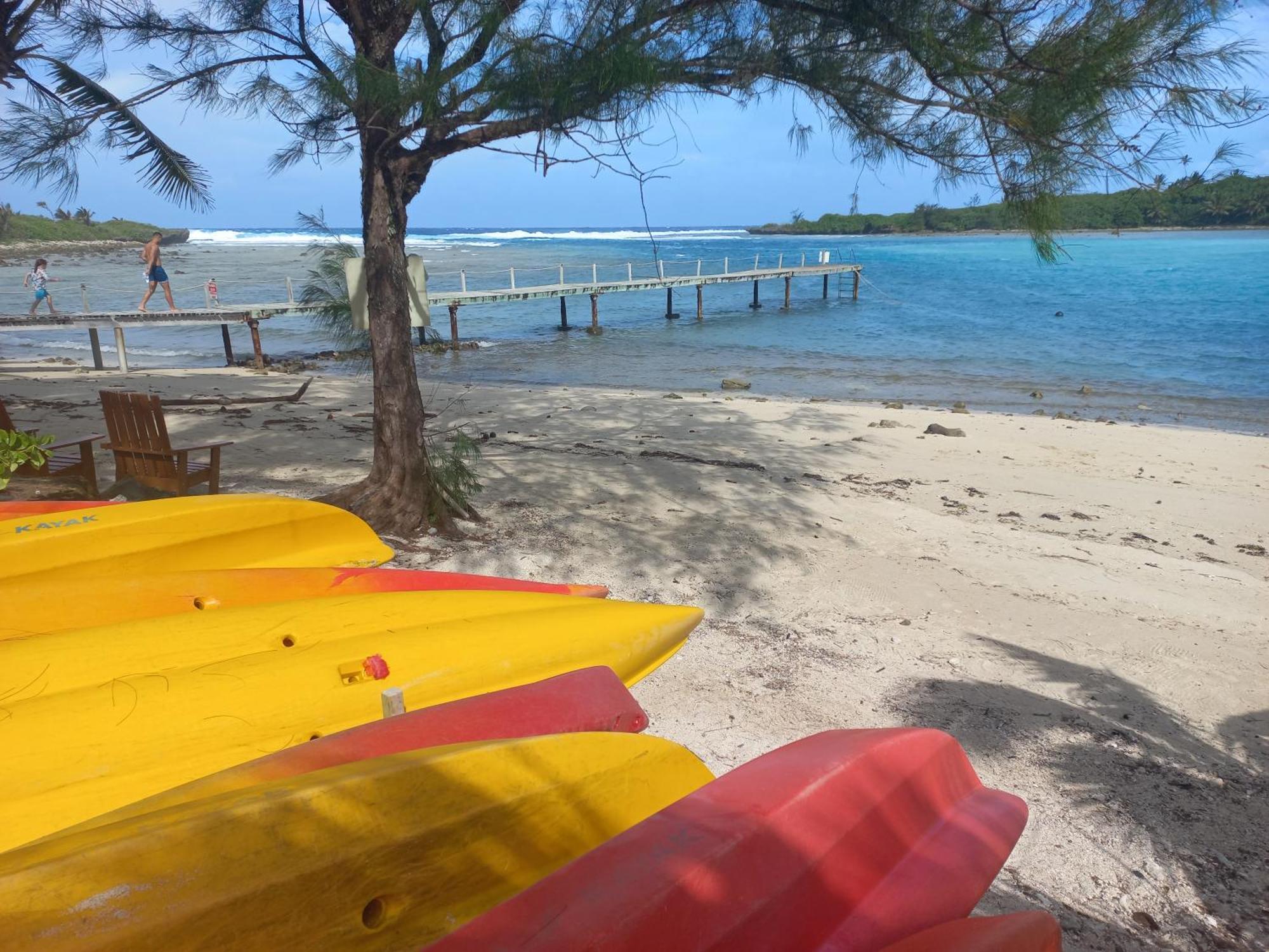 Avana Waterfront Apartments Rarotonga Bagian luar foto