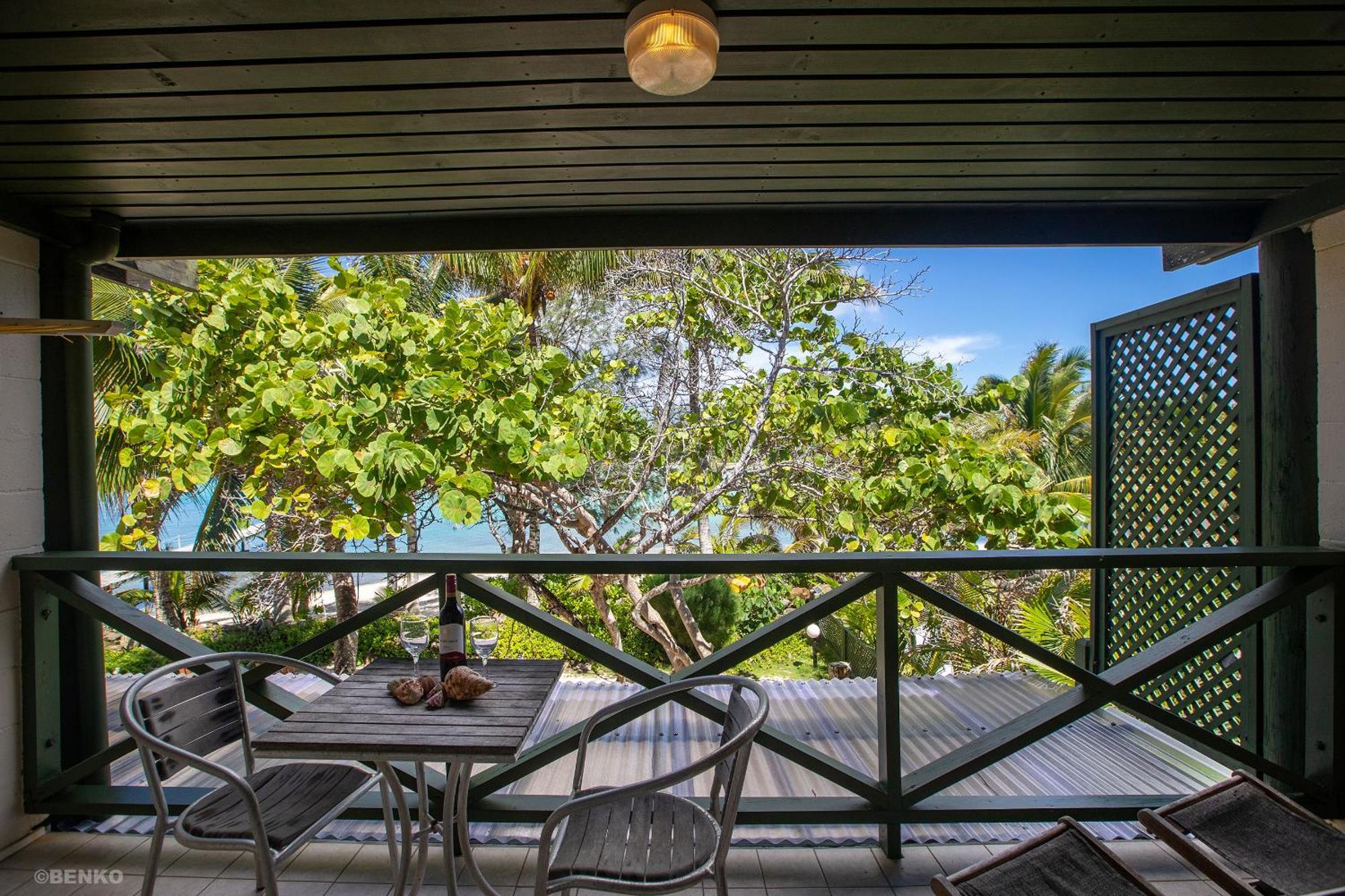 Avana Waterfront Apartments Rarotonga Bagian luar foto