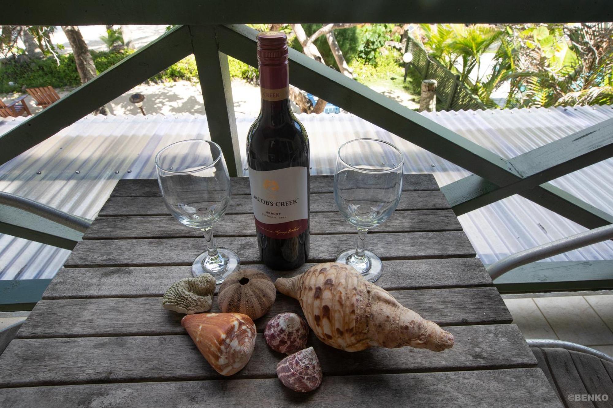 Avana Waterfront Apartments Rarotonga Bagian luar foto