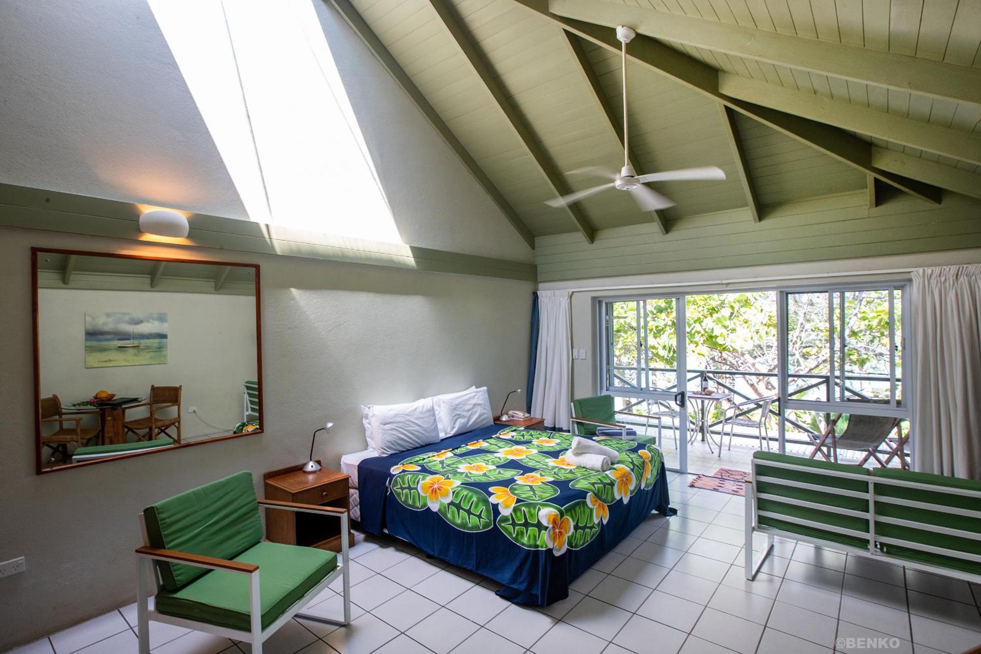 Avana Waterfront Apartments Rarotonga Bagian luar foto