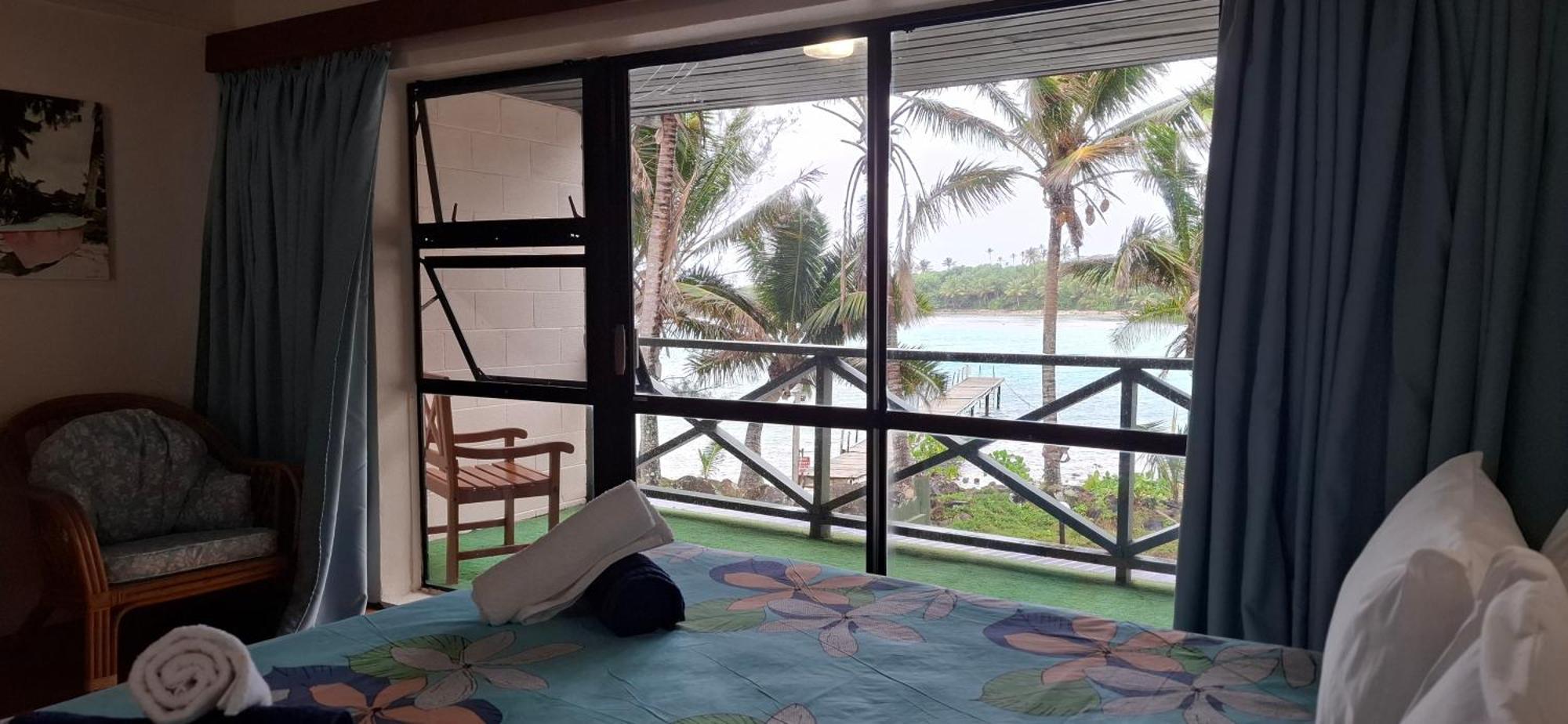 Avana Waterfront Apartments Rarotonga Bagian luar foto