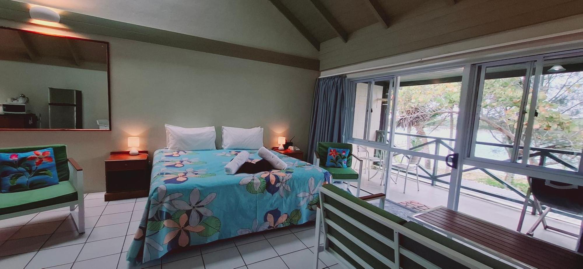 Avana Waterfront Apartments Rarotonga Bagian luar foto