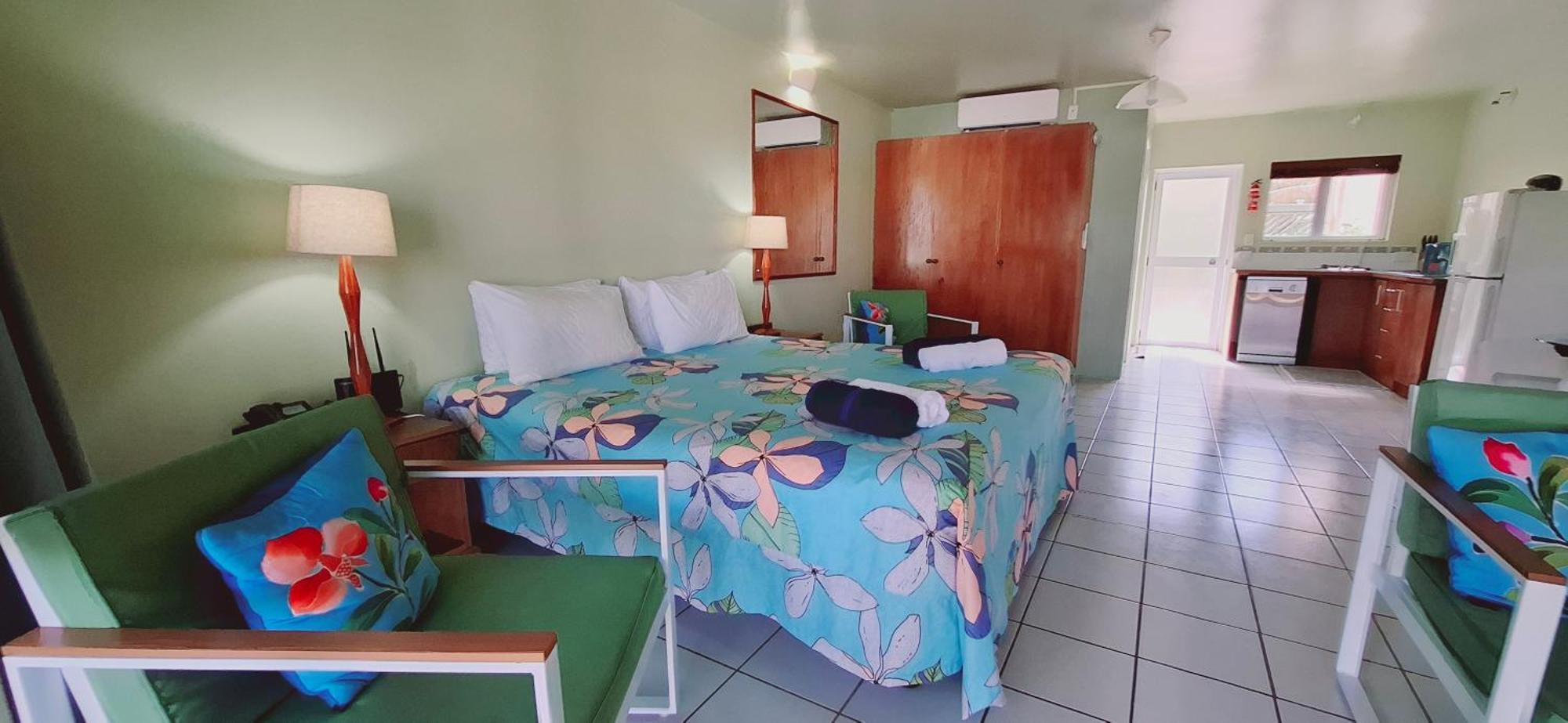 Avana Waterfront Apartments Rarotonga Bagian luar foto
