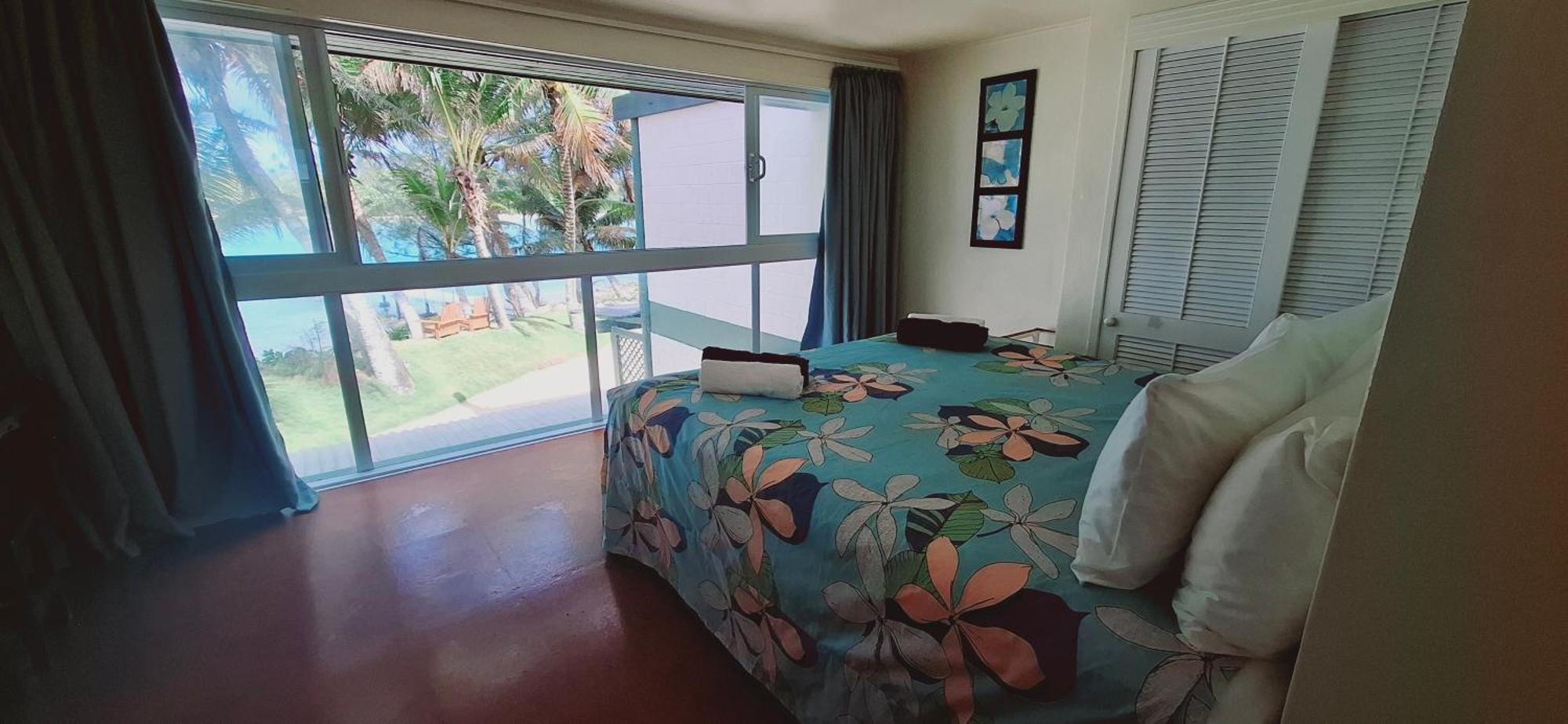 Avana Waterfront Apartments Rarotonga Bagian luar foto