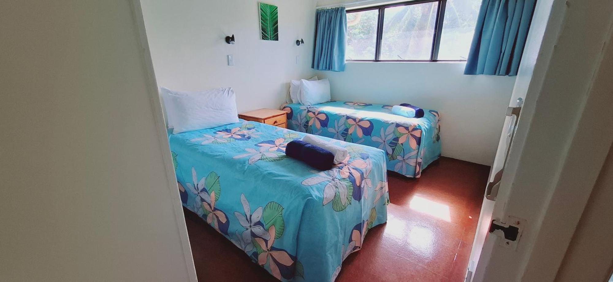 Avana Waterfront Apartments Rarotonga Bagian luar foto